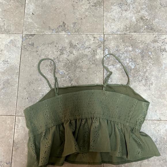 Cute tank top - Picture 2 of 3